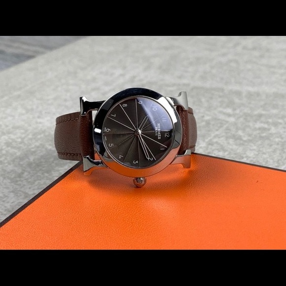 💯 authentic Hermès watch 9/10 condition - Picture 4 of 8